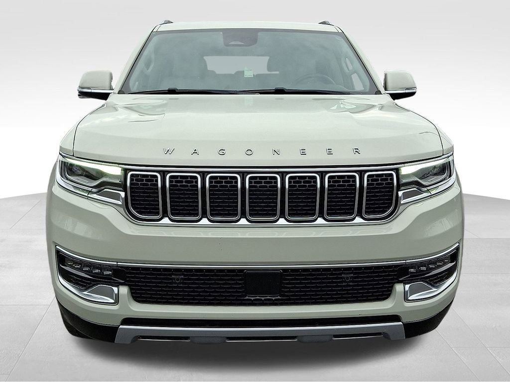 Used 2022 Jeep Wagoneer Series II image 2