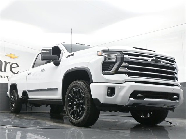 New 2025 Chevrolet Silverado 2500 High Country w/ Technology Package image 3