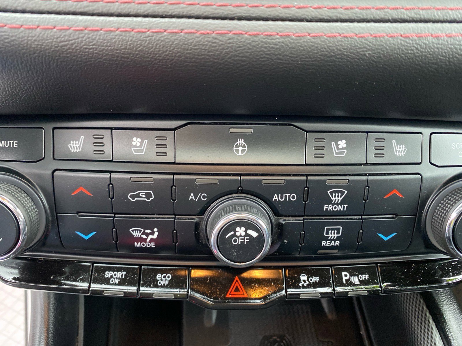 Used 2022 Dodge Durango R/T w/ Blacktop Package image 14