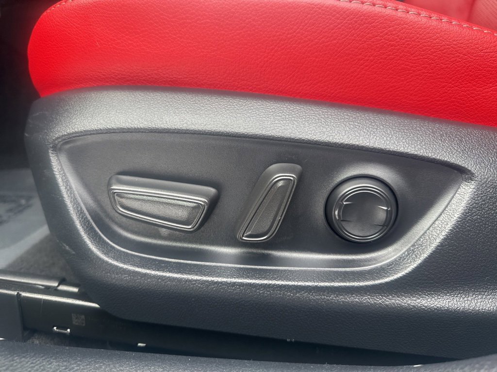 Used 2023 Toyota Camry XSE image 18