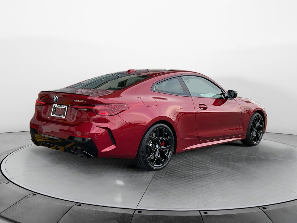 New 2026 BMW M440i Coupe RWD image 7