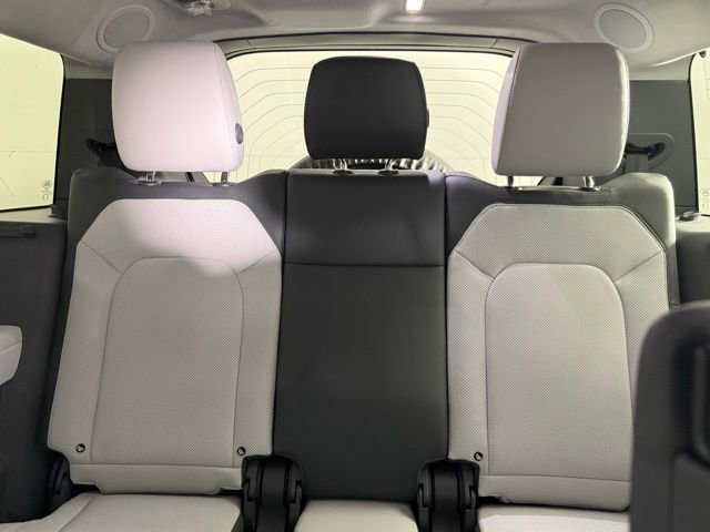 New 2026 Land Rover Defender 130 V8 image 28