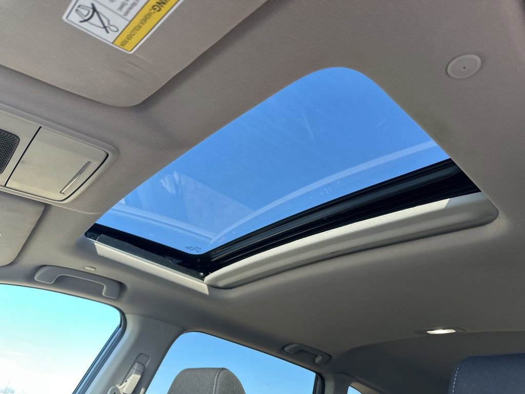 Used 2023 Honda CR-V EX image 5