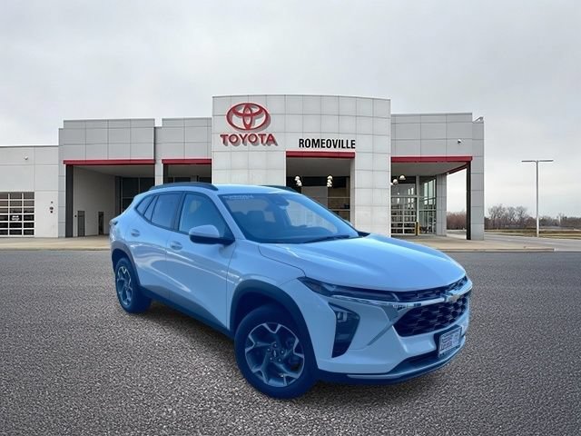 Used 2025 Chevrolet Trax LT