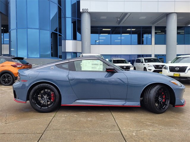 New 2024 Nissan Z NISMO w/ Floor Mat Package image 4