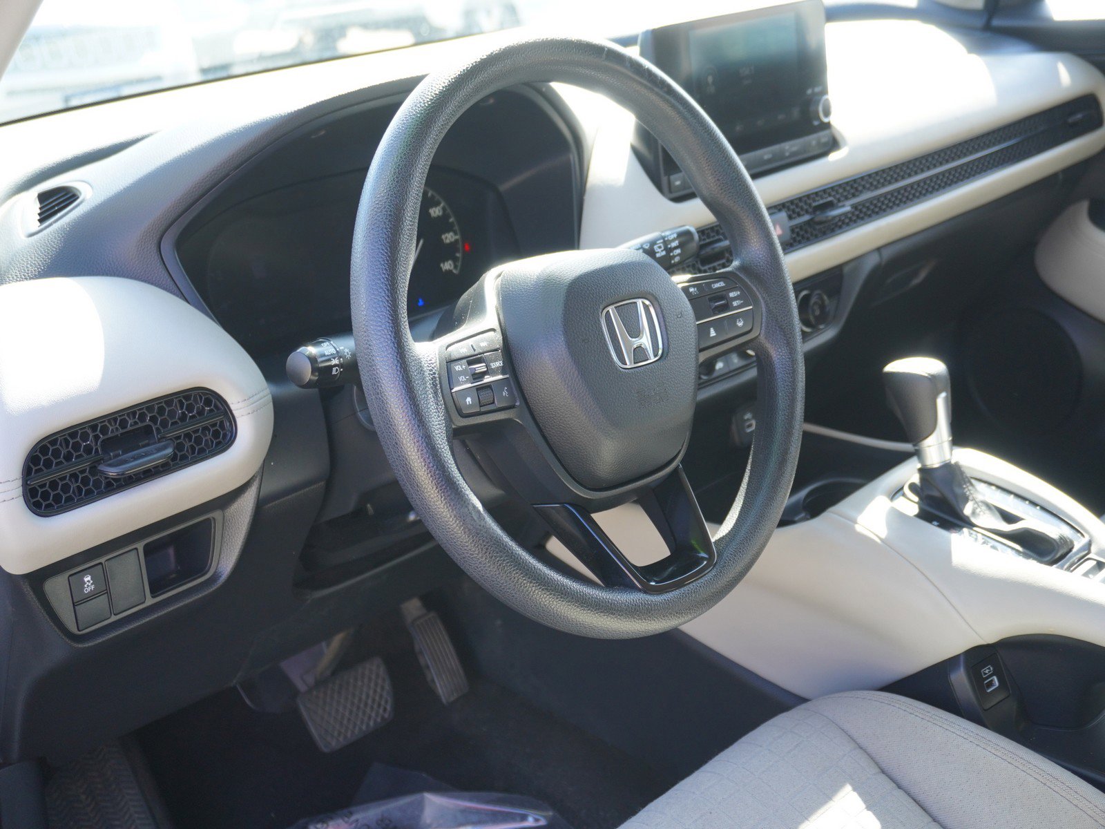 Used 2023 Honda HR-V LX image 20