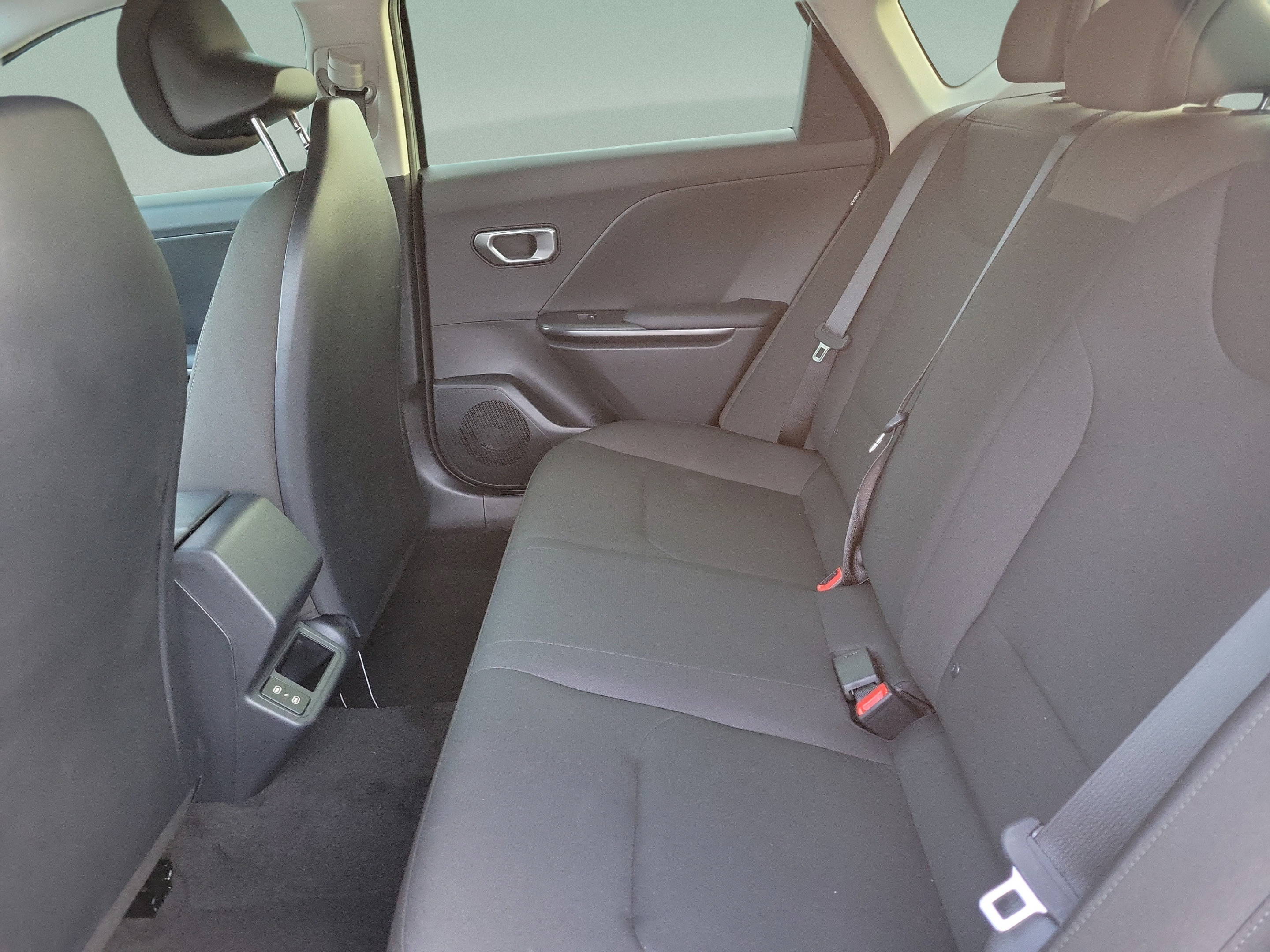 New 2026 Kia K4 FWD image 9