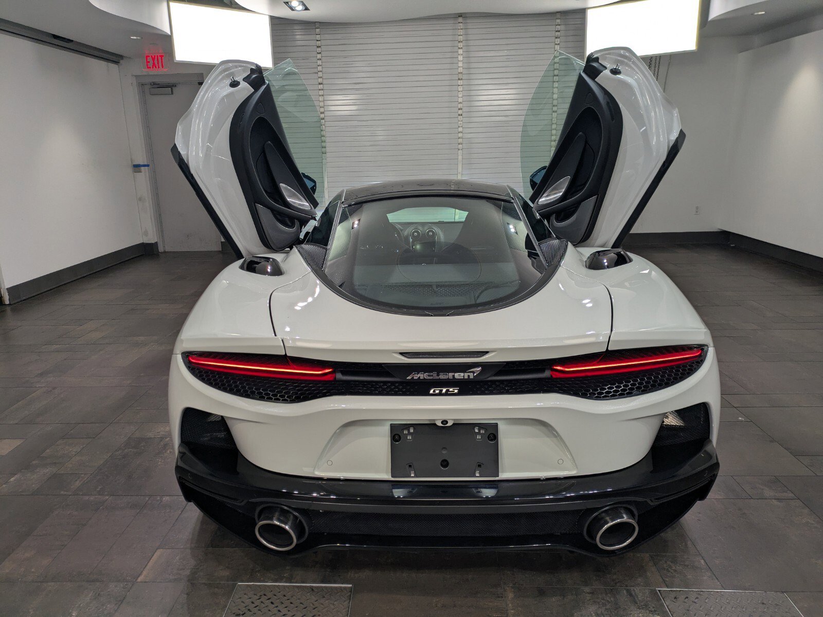 New 2025 McLaren GTS RWD image 24