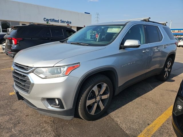 Used 2019 Chevrolet Traverse LT w/ LT Premium Package AWD/4WD image 6
