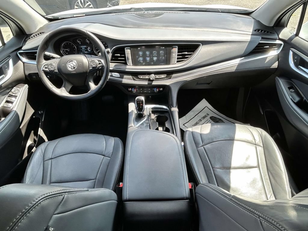 Used 2019 Buick Enclave Essence FWD image 9