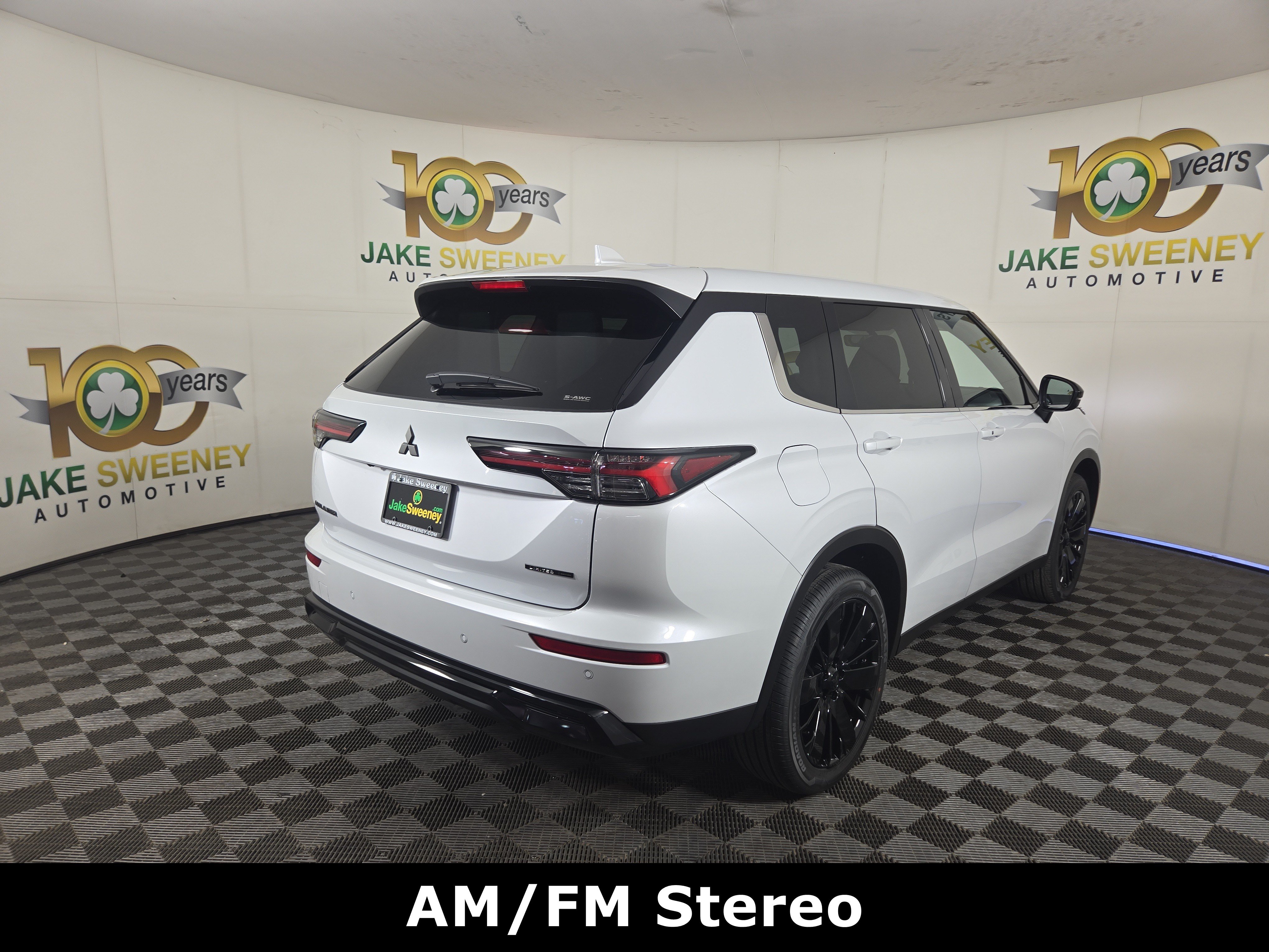 New 2026 Mitsubishi Outlander LE AWD/4WD image 7