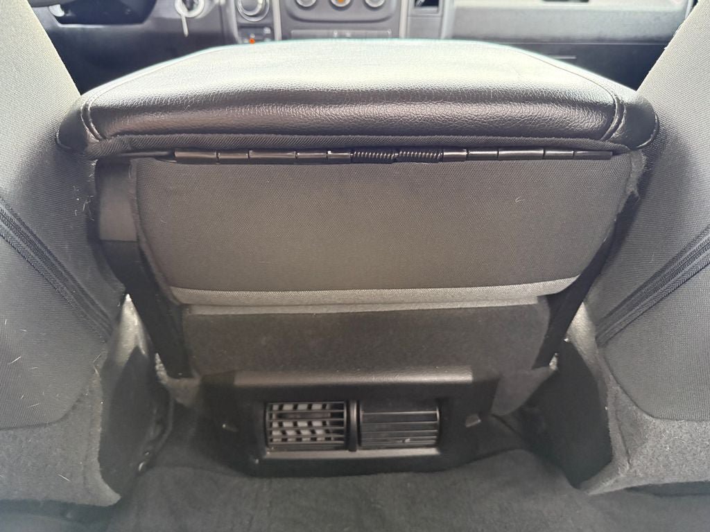 Used 2021 RAM 1500 Classic SLT AWD/4WD image 14