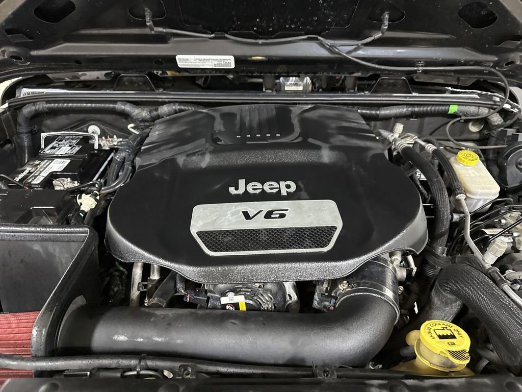 Used 2018 Jeep Wrangler Unlimited Sport S image 22
