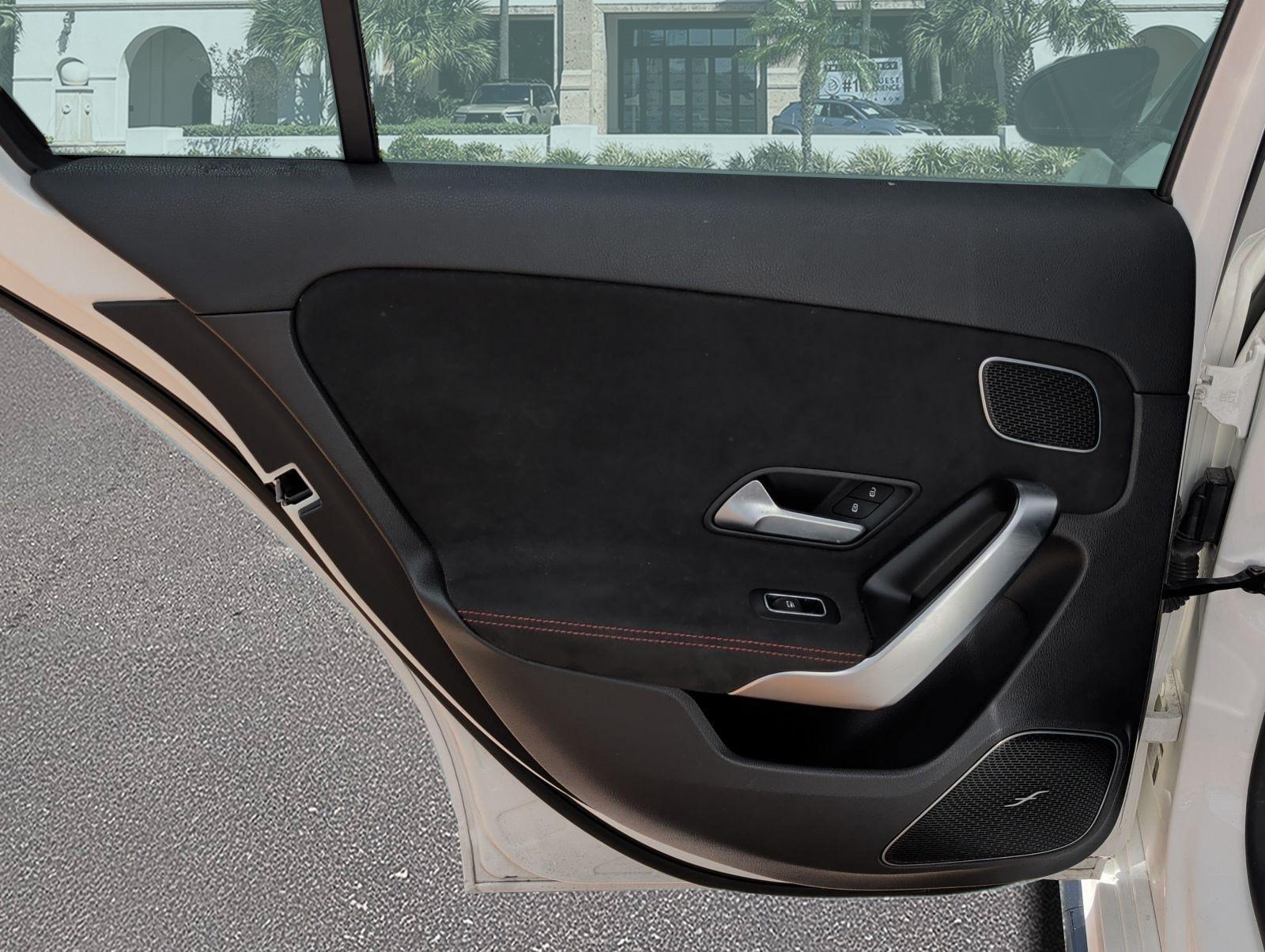 Used 2020 Mercedes-Benz A 35 AMG 4MATIC image 24