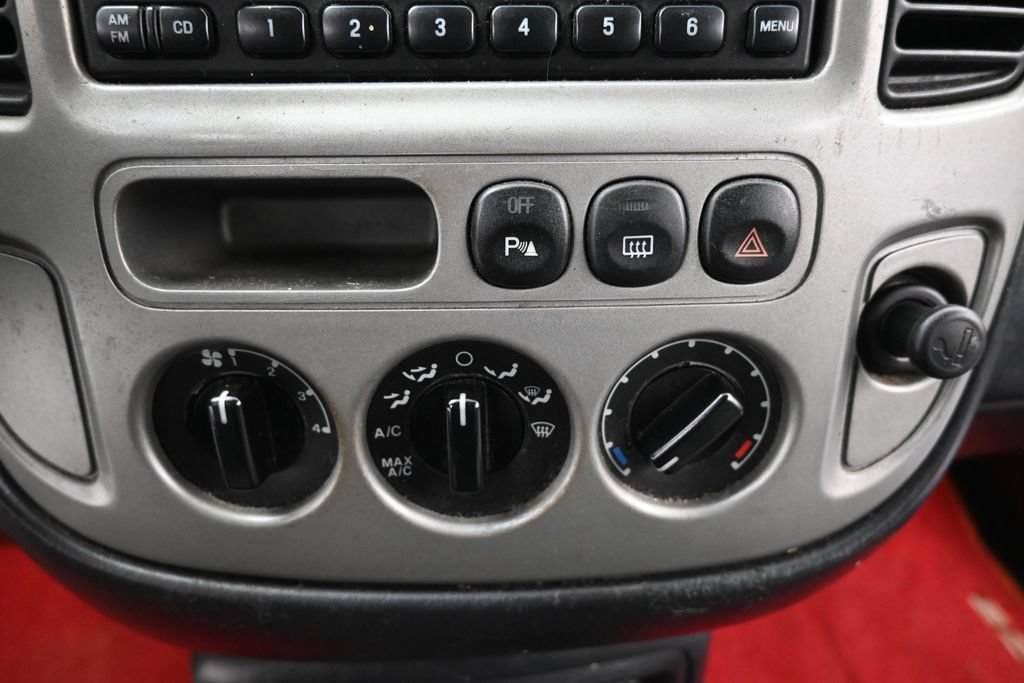 Used 2003 Ford Escape Limited FWD image 16