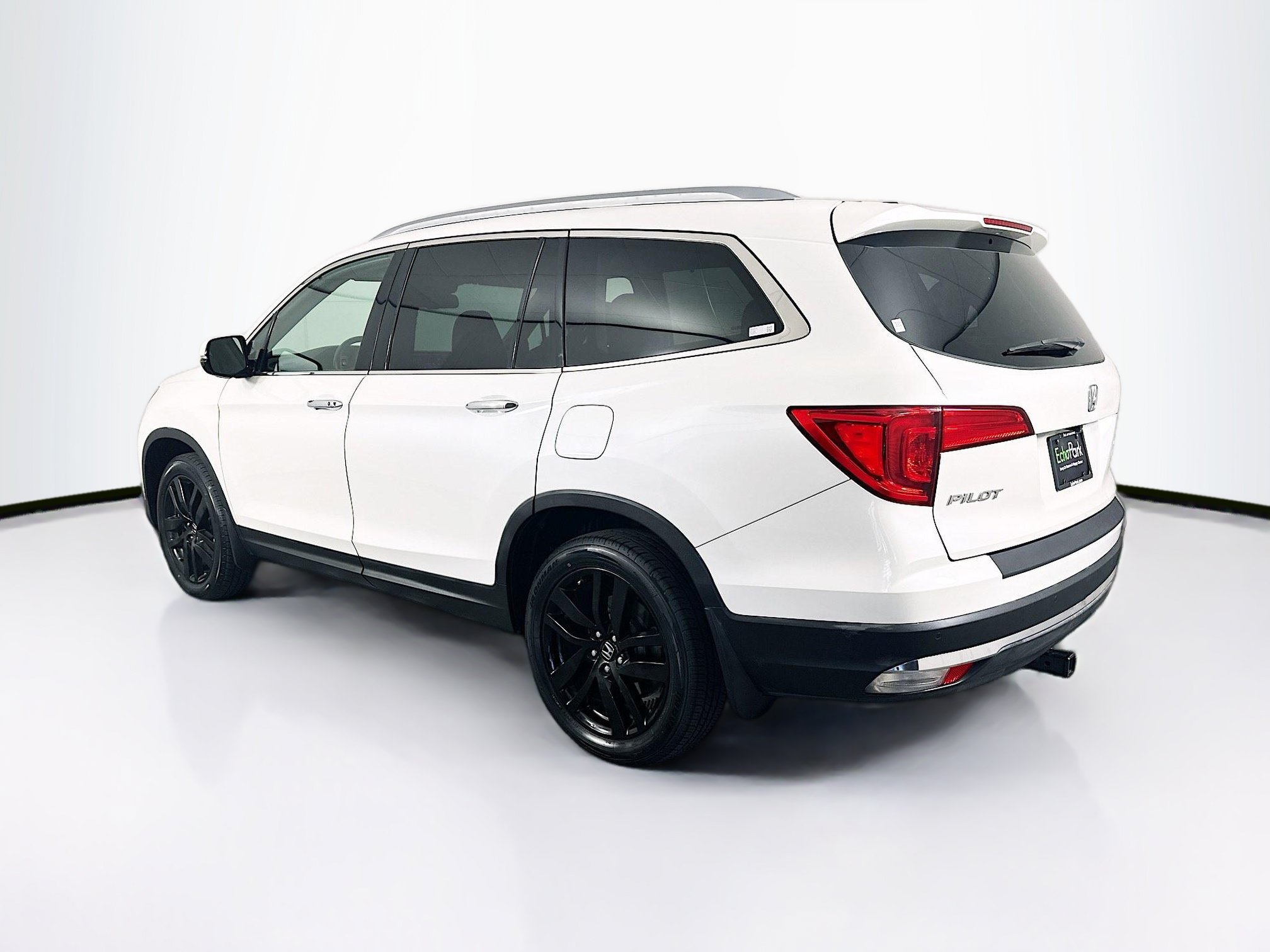 Used 2018 Honda Pilot Elite image 5