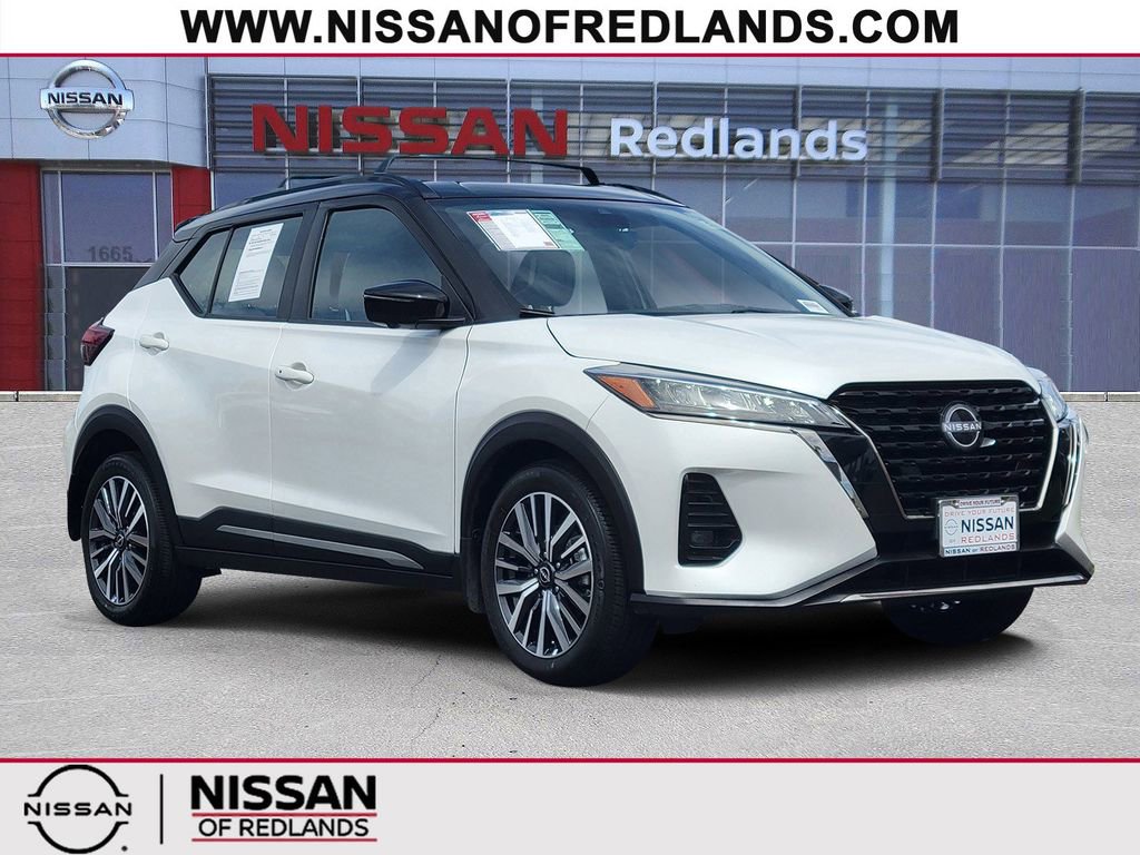 Used 2024 Nissan Kicks SR w/ SR Premium Package image 1