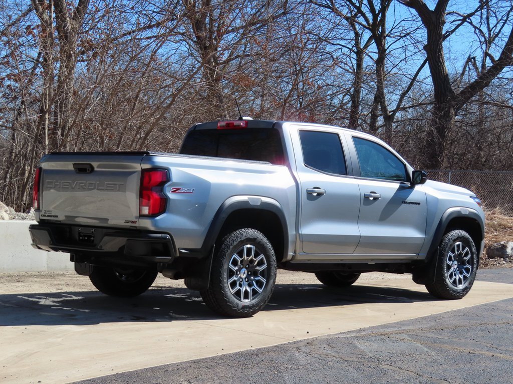 Used 2023 Chevrolet Colorado Z71 w/ Z71 Convenience Package 2 image 3