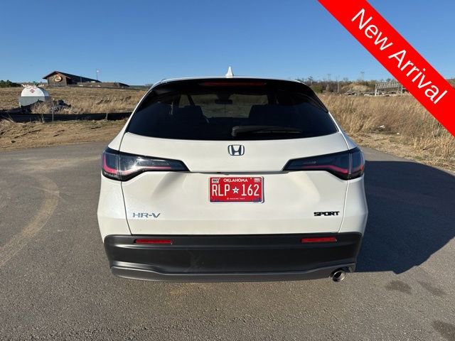 Used 2025 Honda HR-V Sport image 4