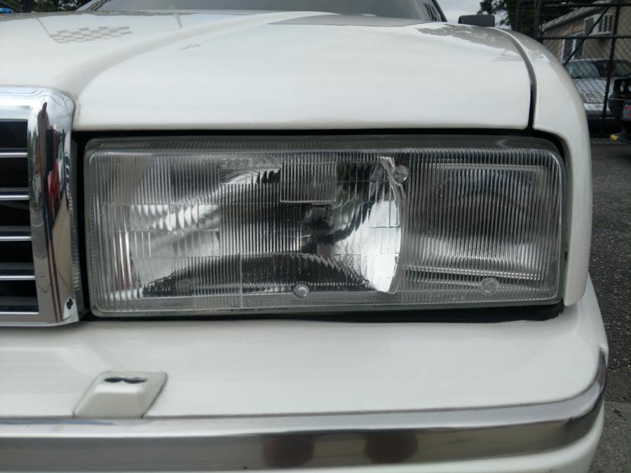 Used 1990 Cadillac Allante FWD image 36