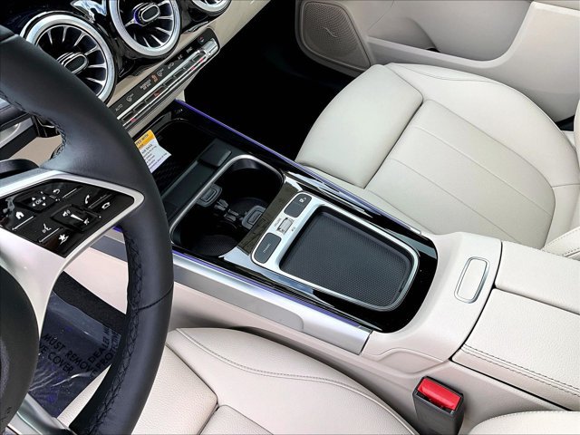 New 2026 Mercedes-Benz GLB 250 image 10