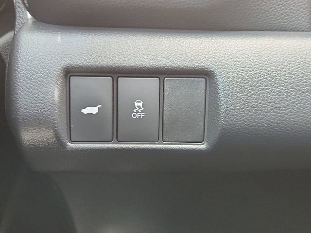 Used 2025 Honda Pilot Touring image 18