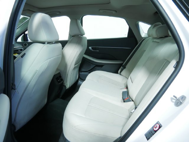 Used 2023 Hyundai Sonata SEL w/ Convenience Package FWD image 16