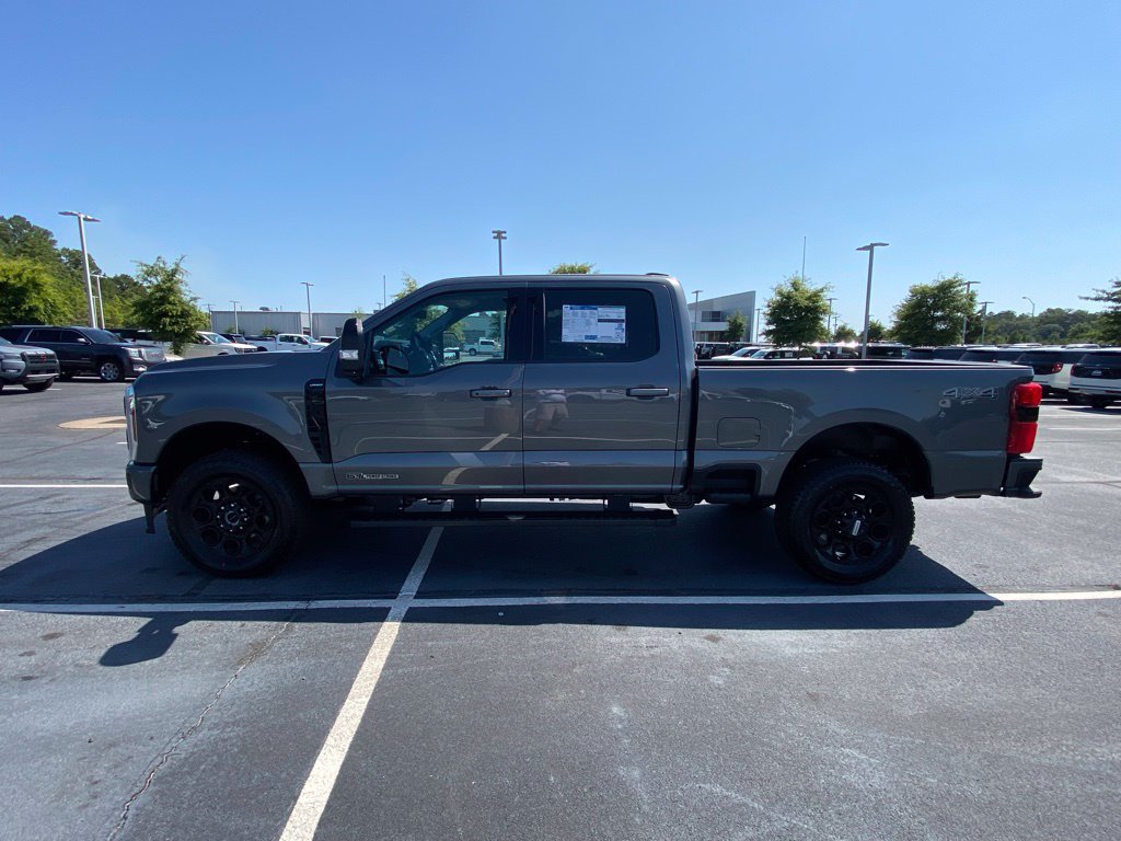 New 2026 Ford F350 Lariat w/ Black Appearance Package AWD/4WD image 4