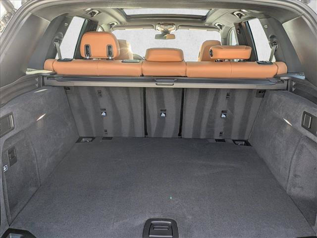 Used 2022 BMW X5 xDrive40i w/ M Sport Package AWD/4WD image 6