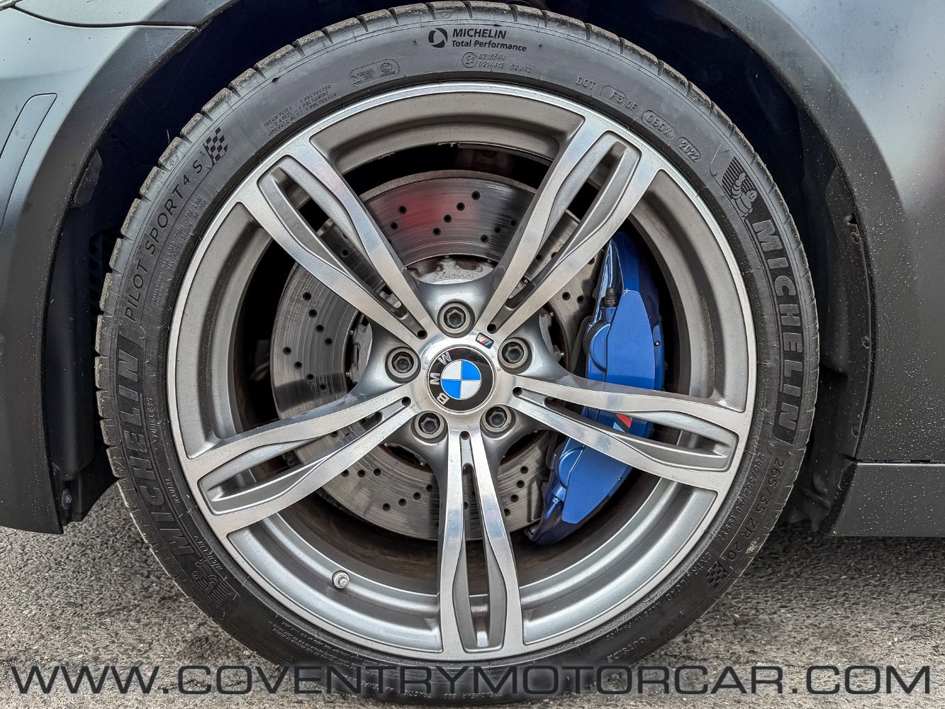 Used 2013 BMW M5 RWD image 9