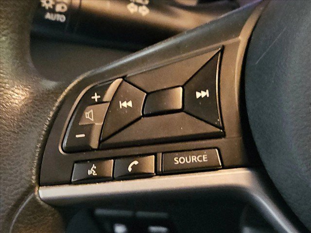Used 2021 Nissan Kicks S FWD image 21
