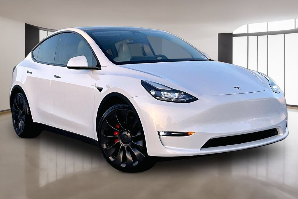Used 2023 Tesla Model Y Performance AWD/4WD image 3