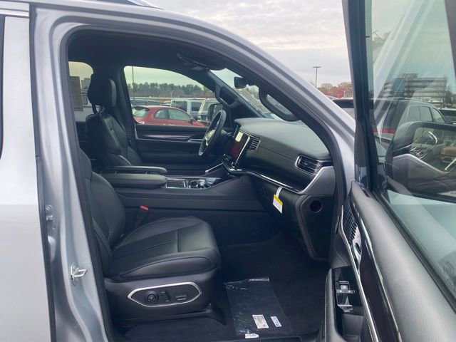 New 2024 Jeep Wagoneer L 4WD w/ Convenience Group I image 28