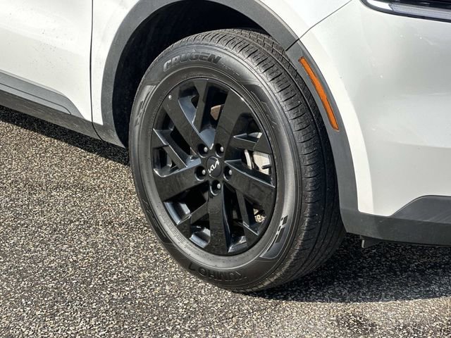 Used 2023 Kia Sorento S w/ Panoramic Sunroof Package image 31