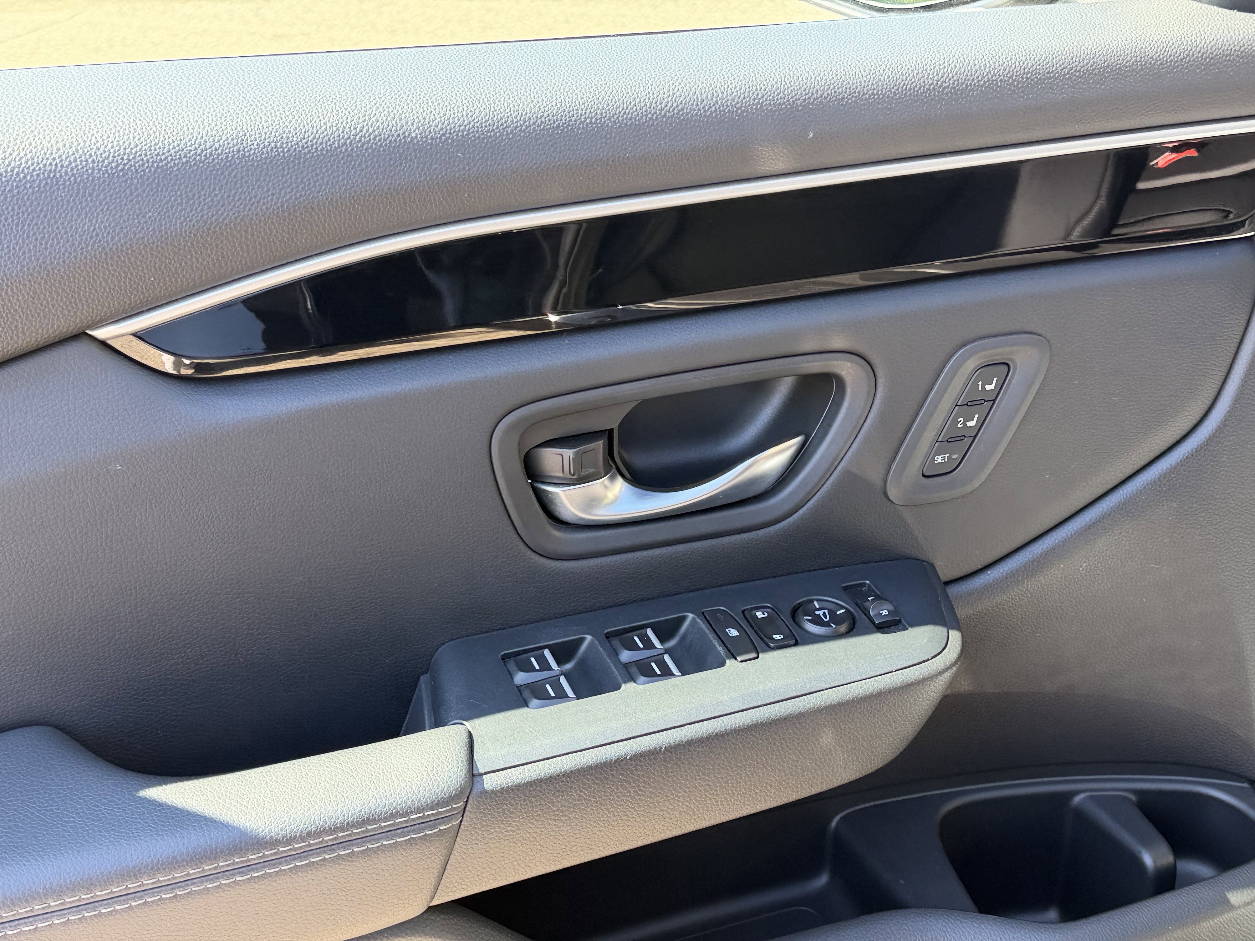 Used 2023 Honda Pilot Touring image 10