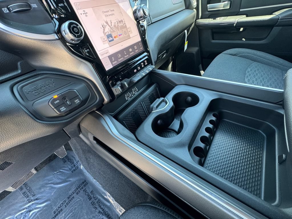 New 2026 RAM 3500 Big Horn AWD/4WD image 28