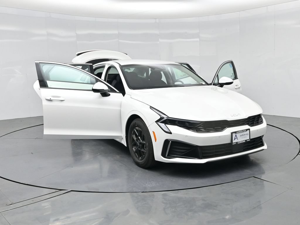 New 2026 Kia K5 LXS FWD image 41