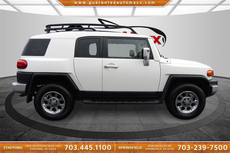 Used 2011 Toyota FJ Cruiser 4WD image 4
