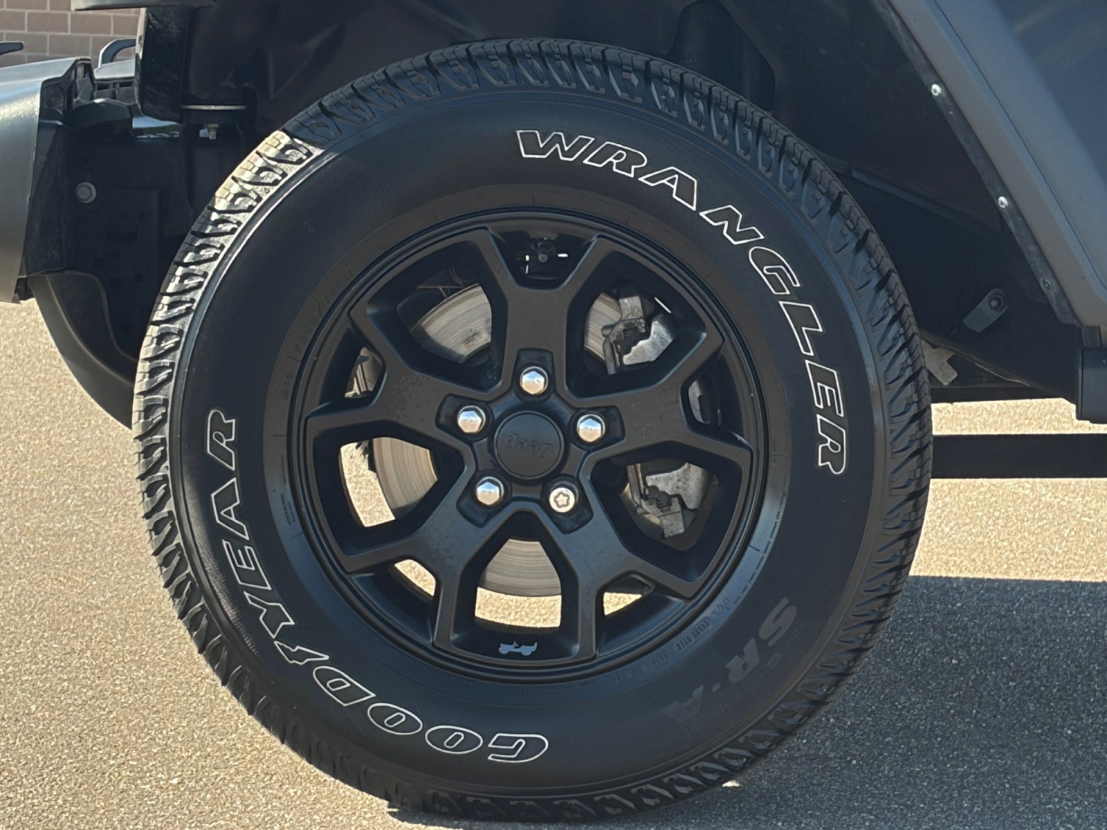 Used 2021 Jeep Wrangler Sport AWD/4WD image 11