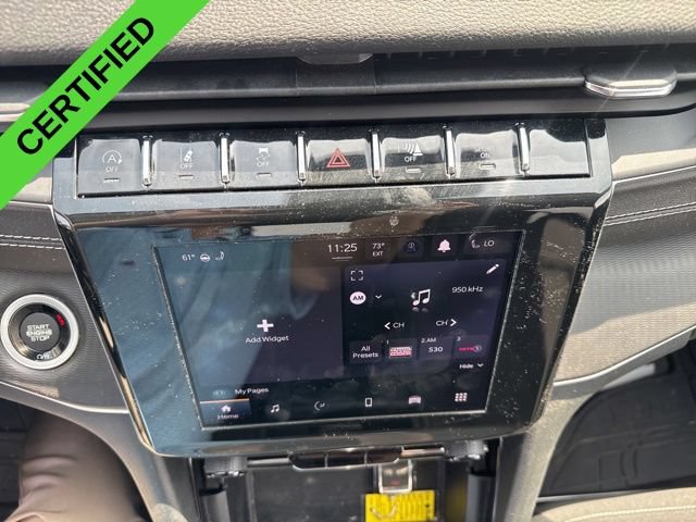 Used 2023 Jeep Grand Cherokee Laredo w/ Luxury Tech Group I AWD/4WD image 13