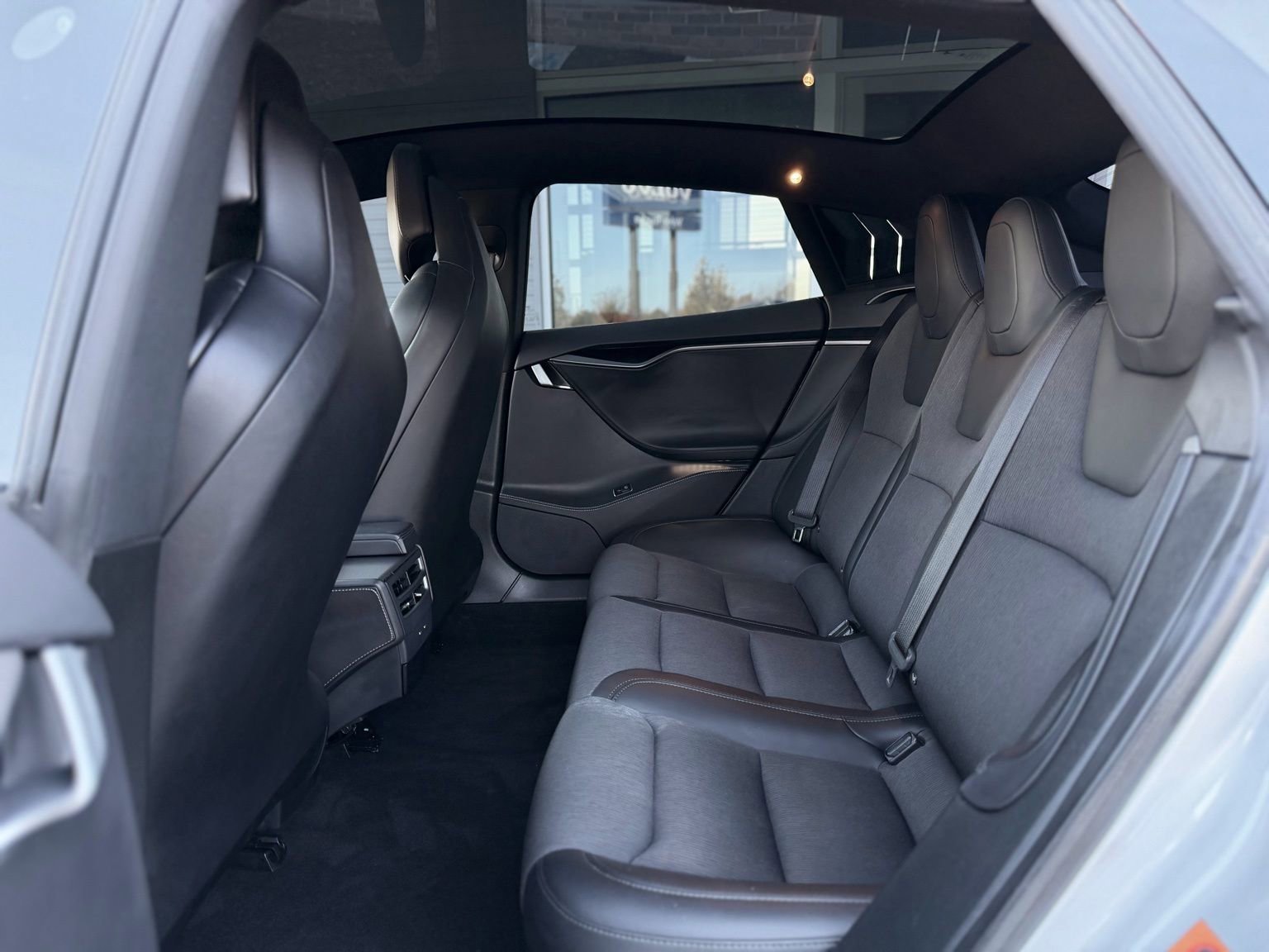 Used 2018 Tesla Model S 75D image 21