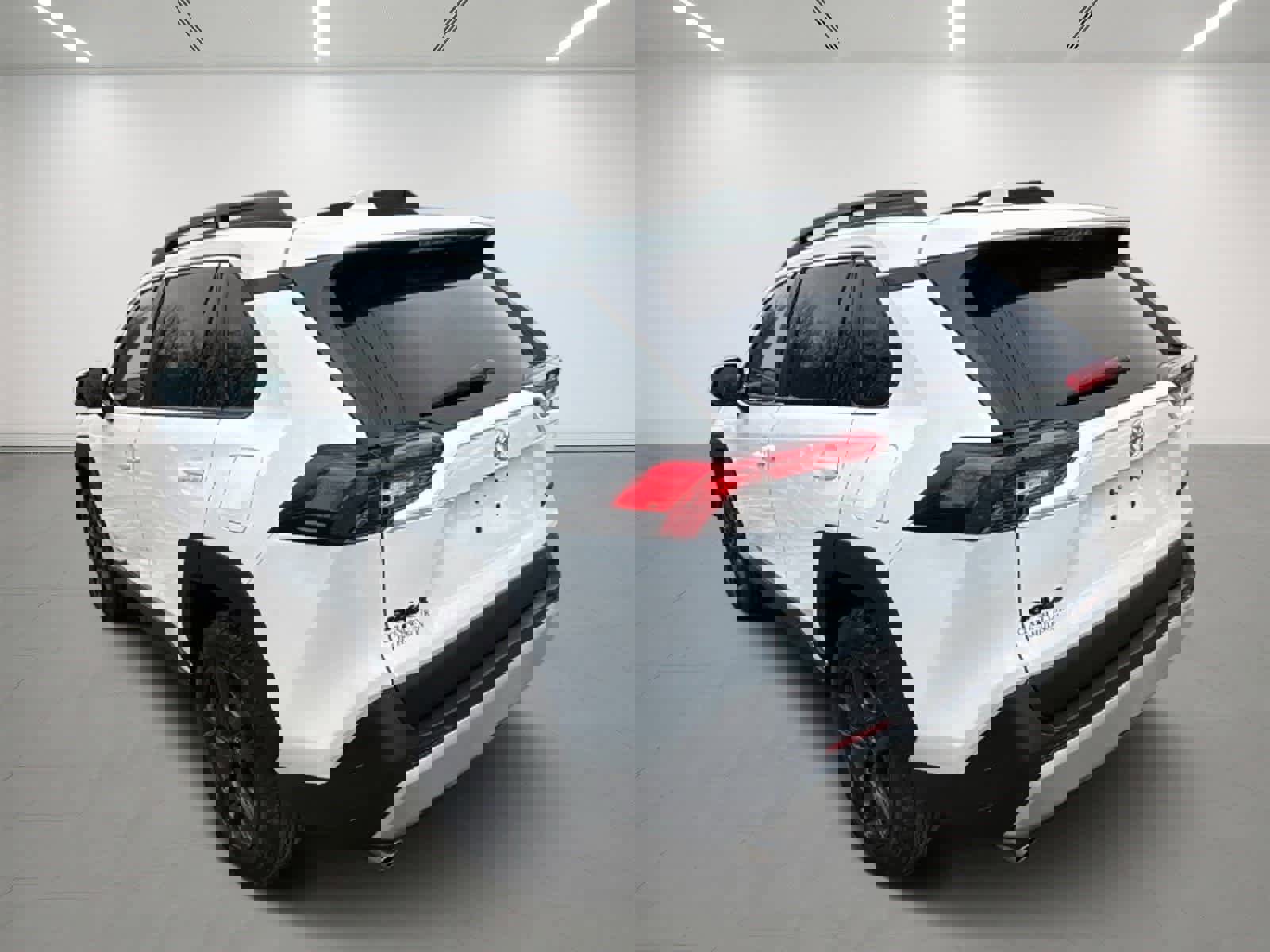 Used 2024 Toyota RAV4 Adventure image 3