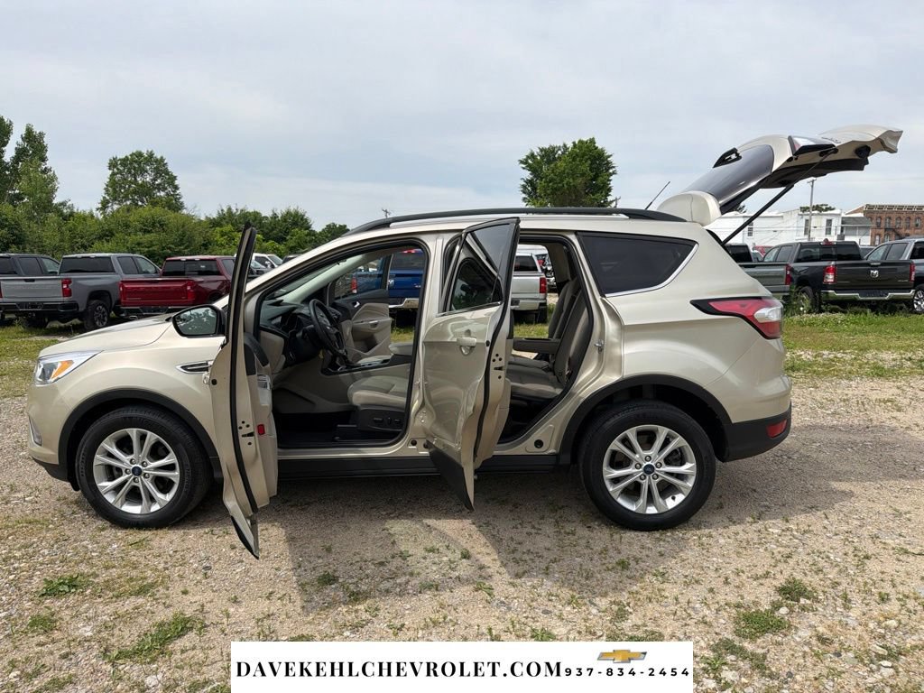 Used 2018 Ford Escape SE FWD image 23