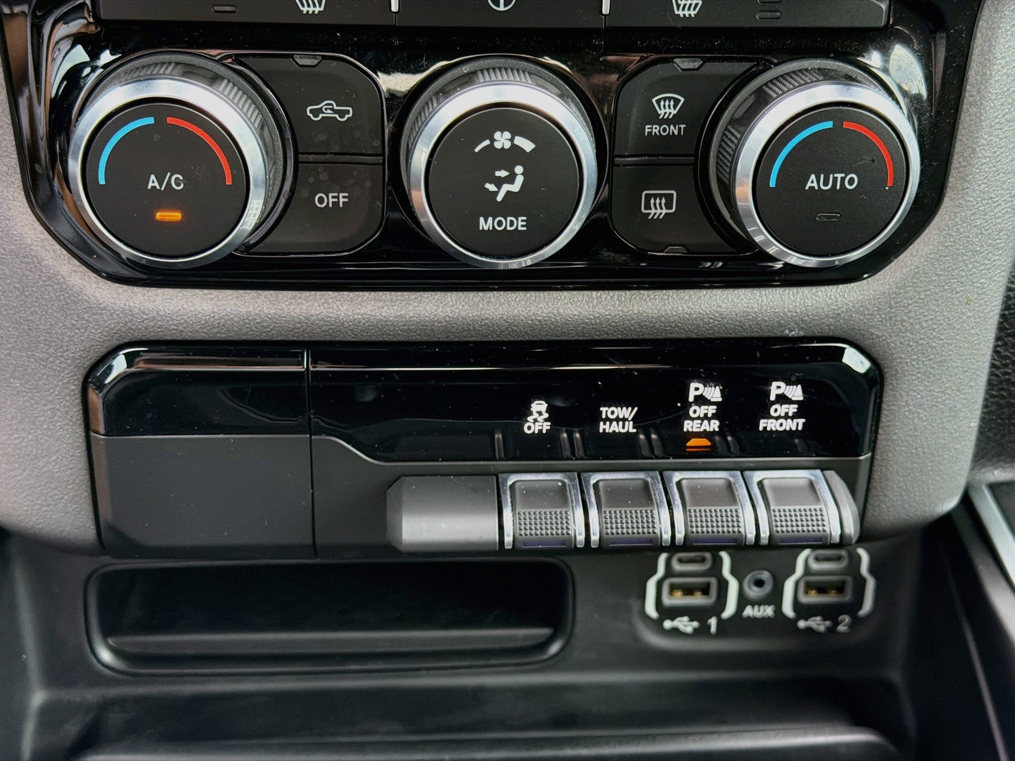 Used 2022 RAM 1500 Big Horn RWD image 32