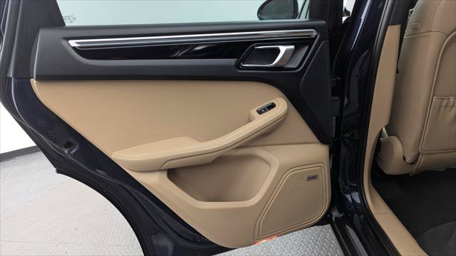 Used 2019 Porsche Macan S AWD/4WD image 15
