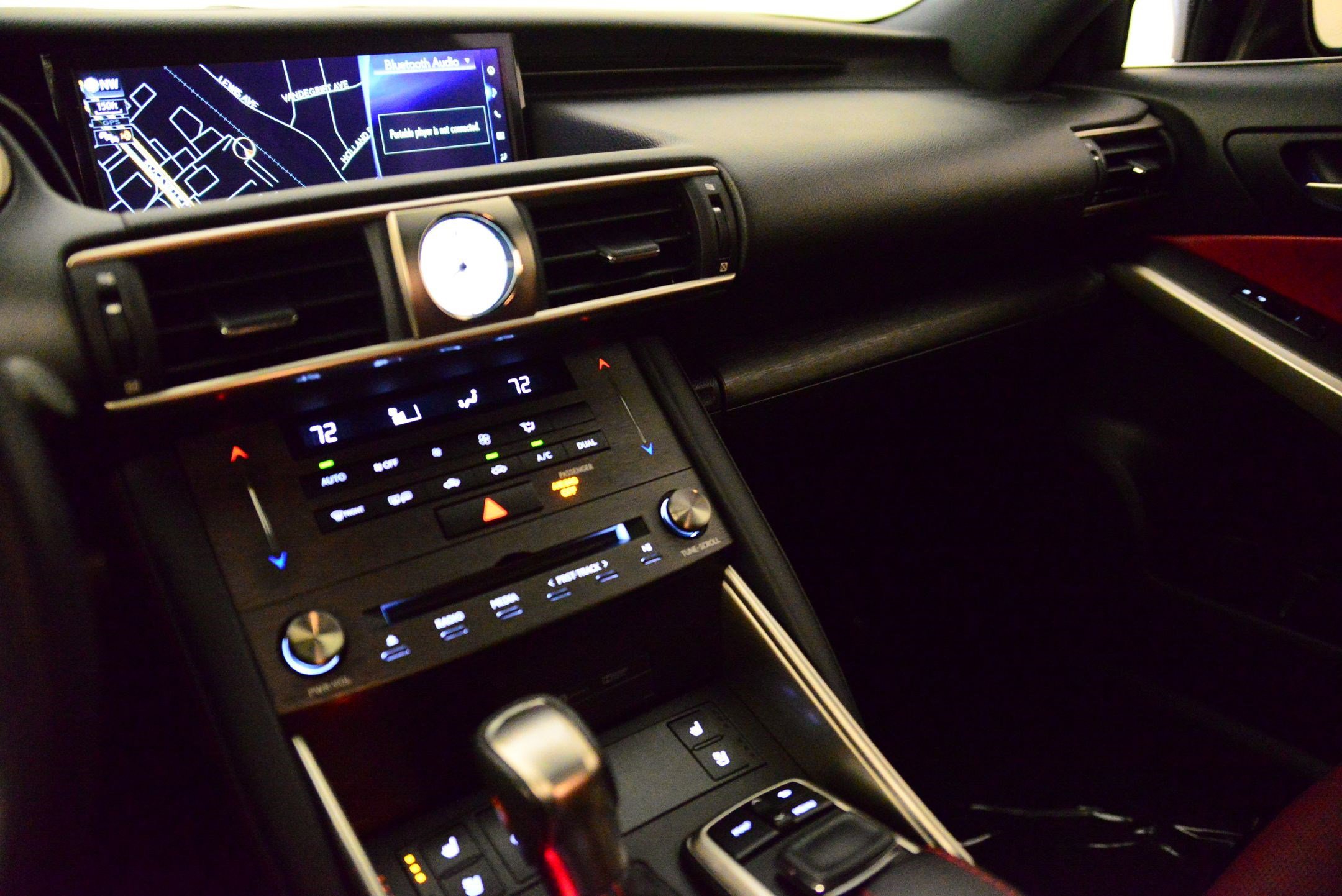 Used 2019 Lexus IS 300 AWD image 29