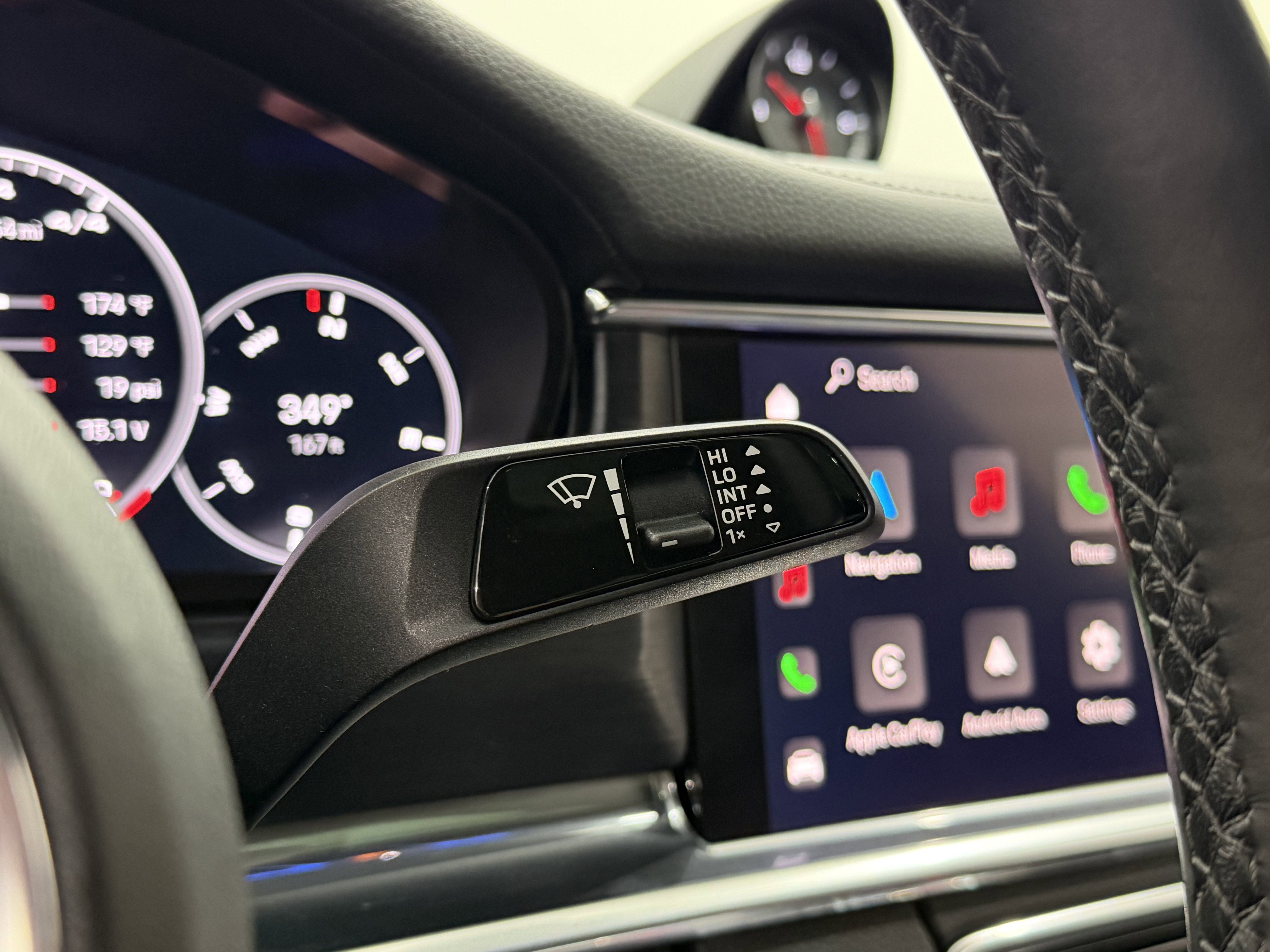 Certified 2022 Porsche Panamera 4 Platinum Edition image 51