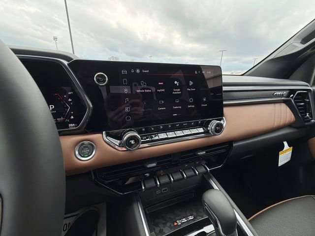 New 2026 GMC Canyon AT4 w/ Technology Plus Package image 13