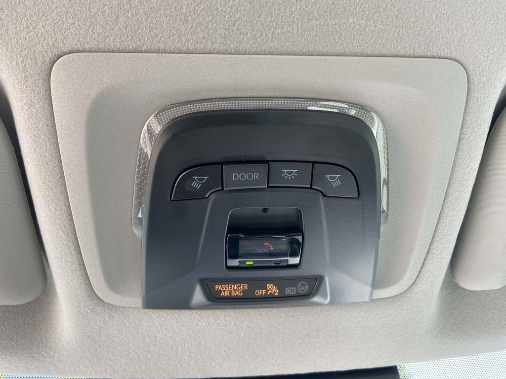 Used 2024 Toyota Corolla Cross L FWD image 19