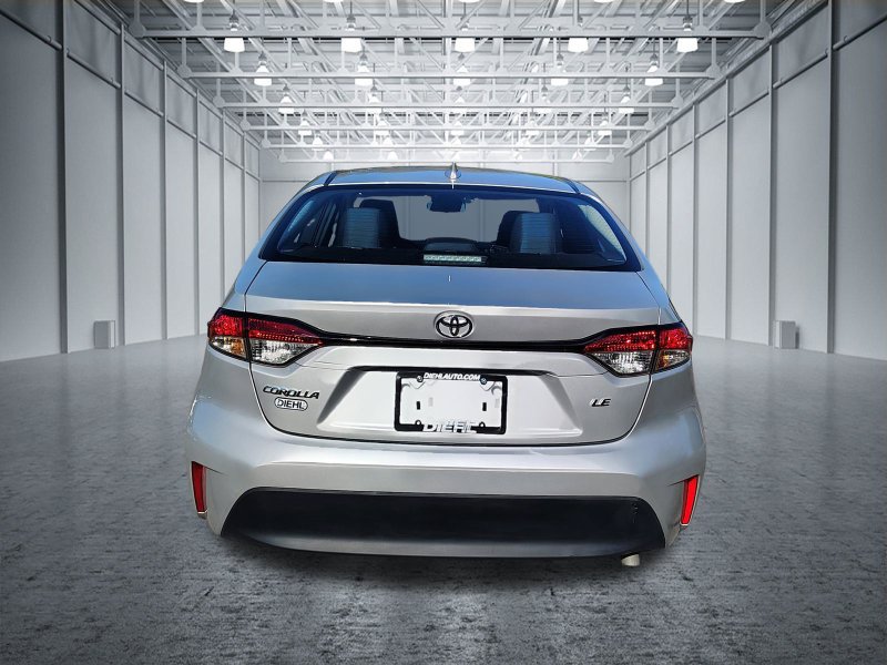 Used 2025 Toyota Corolla LE w/ LE Premium Package FWD image 11